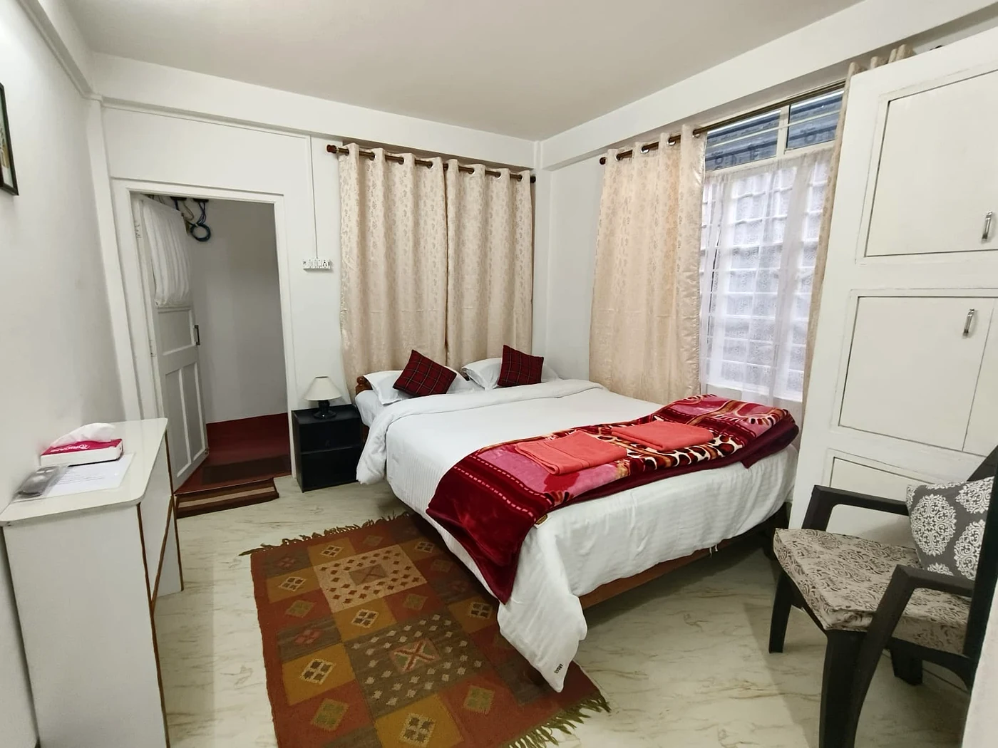 The Quad room interior 1